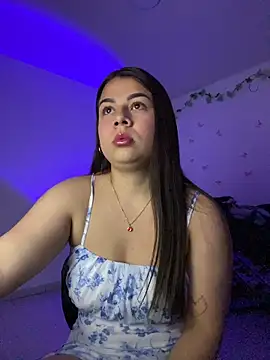 little tifanny82 online show from May 2026 02:36:02 PM