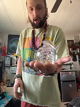 Snapshot of BobbyQ29 chatting on February 2026 07:01:02 PM BobbyQ29 online show from February 2026 07:01:02 PM