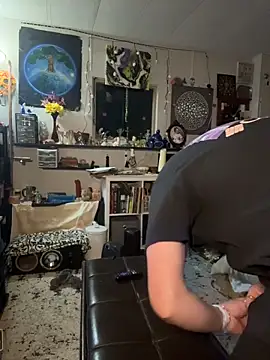 Snapshot of BobbyQ29 chatting on March 2026 03:34:02 AM BobbyQ29 online show from March 2026 03:34:02 AM