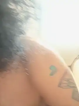 Snapshot of BobbyQ29 chatting on March 2026 08:23:02 PM BobbyQ29 online show from March 2026 08:23:02 PM