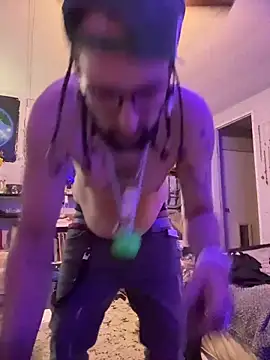 Snapshot of BobbyQ29 chatting on March 2026 09:03:02 AM BobbyQ29 online show from March 2026 09:03:02 AM