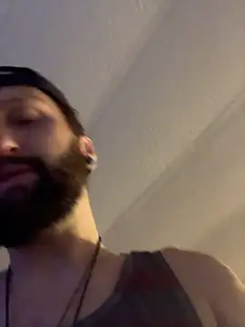 BobbyQ29 online show from May 2026 02:29:01 AM