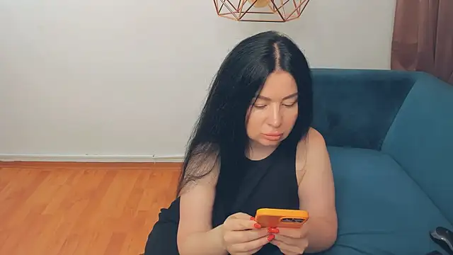 LayaFlow online show from June 2026 07:14:02 AM