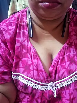 Snapshot of Ravina_patil1 chatting on September 2025 09:50:01 PM Ravina patil1 online show from September 2025 09:50:01 PM