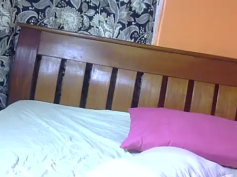 sexysandy20 online show from March 2026 01:13:02 PM