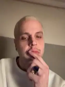 Snapshot of Alessandroxxx6968 chatting on March 2025 08:05:02 PM Alessandroxxx6968 online show from March 2025 08:05:02 PM