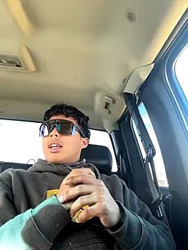 carlozxyz337 online show from December 2024 06:55:01 PM