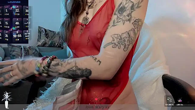 Mary Xextra online show from December 2025 01:15:02 AM