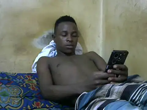 Snapshot of swthairydic chatting on February 2025 09:11:01 AM swthairydic online show from February 2025 09:11:01 AM