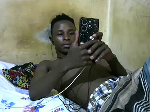 Snapshot of swthairydic chatting on February 2025 08:50:02 PM swthairydic online show from February 2025 08:50:02 PM
