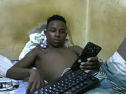 Snapshot of swthairydic chatting on February 2025 11:39:02 AM swthairydic online show from February 2025 11:39:02 AM