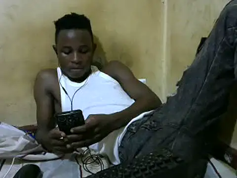 Snapshot of swthairydic chatting on February 2025 01:53:02 PM swthairydic online show from February 2025 01:53:02 PM