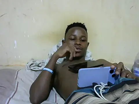 Snapshot of swthairydic chatting on November 2025 04:20:02 PM swthairydic online show from November 2025 04:20:02 PM