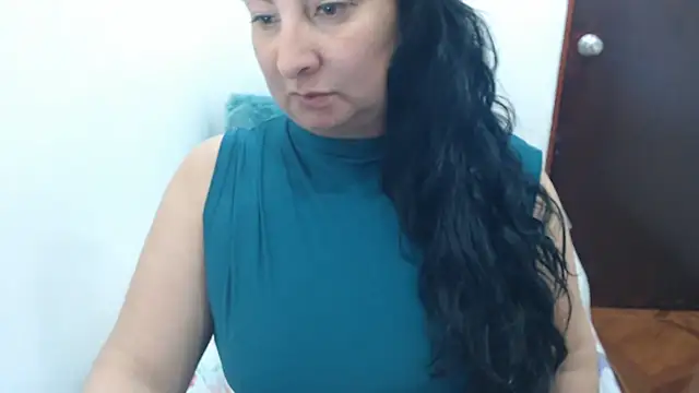 Snapshot of Ashyle chatting on February 2026 11:28:02 AM Ashyle online show from February 2026 11:28:02 AM