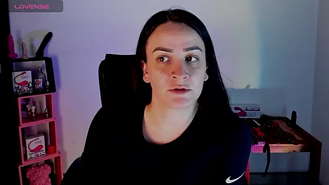 sara goodgirl13 online show from October 2025 07:10:02 PM