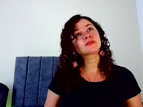 Snapshot of ArtesanaMK chatting on October 2025 05:22:02 PM ArtesanaMK online show from October 2025 05:22:02 PM