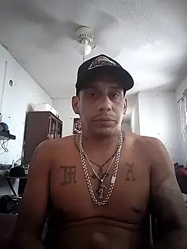 Snapshot of Alebir1329 chatting on March 2026 10:05:01 PM Alebir1329 online show from March 2026 10:05:01 PM