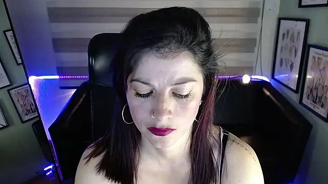 Snapshot of Aliiz_01 chatting on March 2026 08:41:02 PM Aliiz 01 online show from March 2026 08:41:02 PM