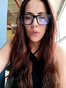 Snapshot of Lena-32 chatting on February 2025 04:31:01 PM Lena-32 online show from February 2025 04:31:01 PM