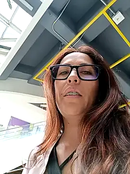 Snapshot of Lena-32 chatting on February 2025 03:41:02 PM Lena-32 online show from February 2025 03:41:02 PM