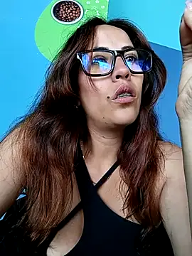 Snapshot of Lena-32 chatting on March 2025 07:38:02 PM Lena-32 online show from March 2025 07:38:02 PM