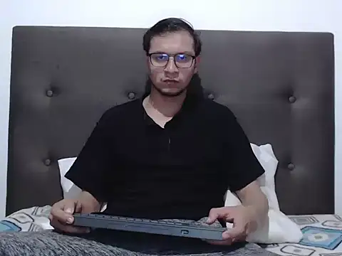 andy loverxx online show from June 2026 12:10:02 AM