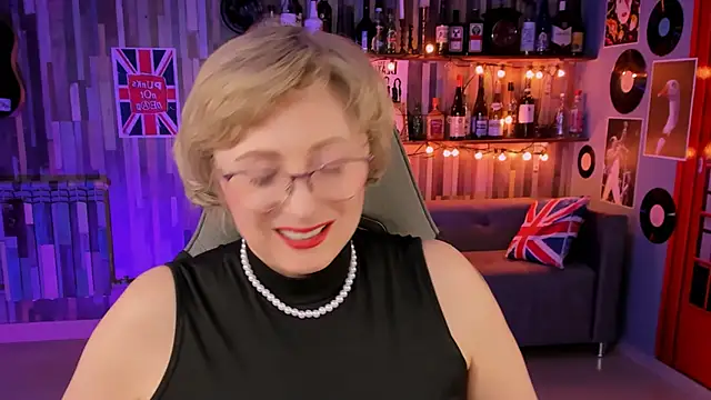 Snapshot of sugar_vivien chatting on March 2025 05:28:02 PM sugar vivien online show from March 2025 05:28:02 PM