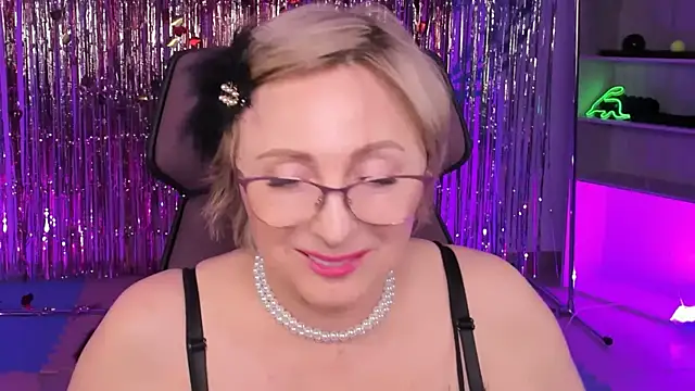 Snapshot of sugar_vivien chatting on March 2025 03:29:02 PM sugar vivien online show from March 2025 03:29:02 PM