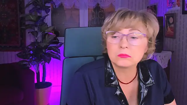 Snapshot of sugar_vivien chatting on September 2025 01:11:02 PM sugar vivien online show from September 2025 01:11:02 PM