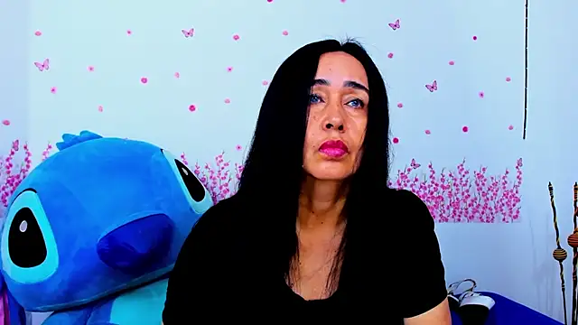 HorniestMilf online show from June 2026 08:15:02 PM