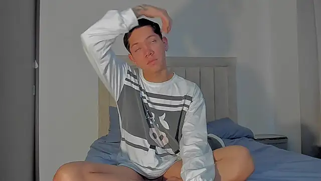 JulianRose 1 online show from June 2026 12:51:02 PM