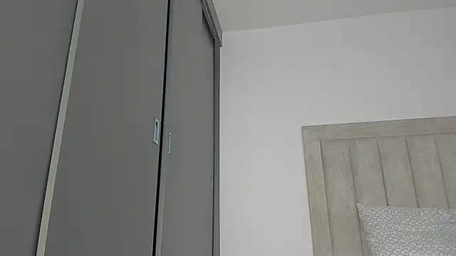 JulianRose 1 online show from June 2026 01:06:02 PM