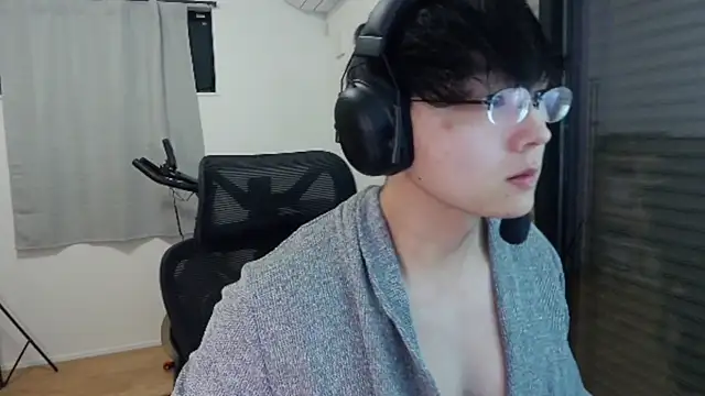 Tkcqcc online show from October 2025 12:44:02 PM