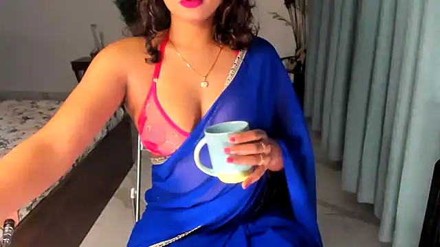 Snapshot of Bad_Girl_Kayra69 chatting on February 2025 05:45:01 PM Bad Girl Kayra69 online show from February 2025 05:45:01 PM