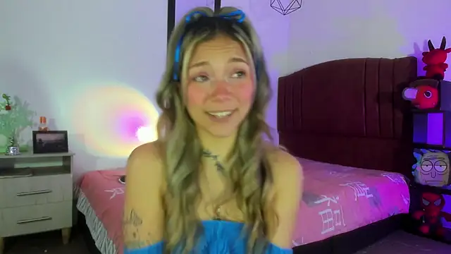 alisson zafiro  online show from December 2024 09:17:02 AM