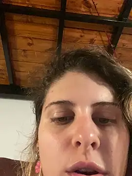 Snapshot of FlorBich chatting on January 2026 08:18:01 AM FlorBich online show from January 2026 08:18:01 AM