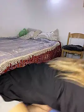 Snapshot of FlorBich chatting on February 2026 10:39:01 PM FlorBich online show from February 2026 10:39:01 PM