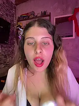 FlorBich online show from May 2026 03:25:02 AM
