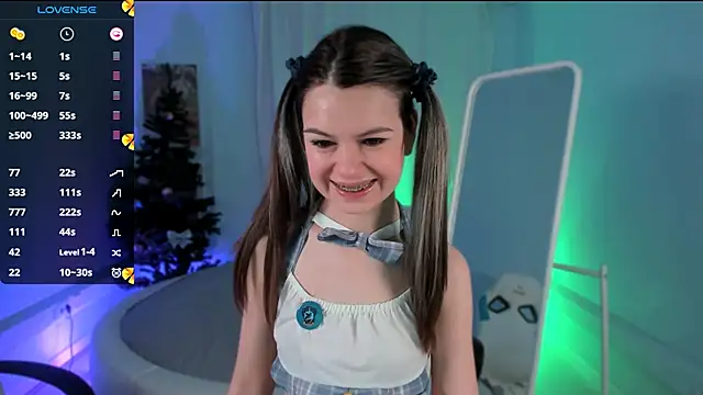 Snapshot of Lil_Amelie chatting on December 2024 01:55:01 PM Lil Amelie online show from December 2024 01:55:01 PM