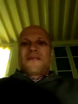 wedge75 online show from October 2025 09:42:02 AM