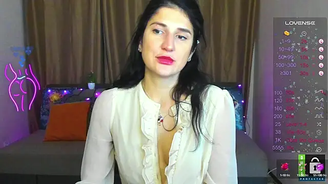 Snapshot of Alianna_Solo_Kisses chatting on January 2025 12:47:02 PM Alianna Solo Kisses online show from January 2025 12:47:02 PM