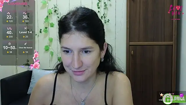 Snapshot of Alianna_Solo_Kisses chatting on October 2025 11:32:02 AM Alianna Solo Kisses online show from October 2025 11:32:02 AM