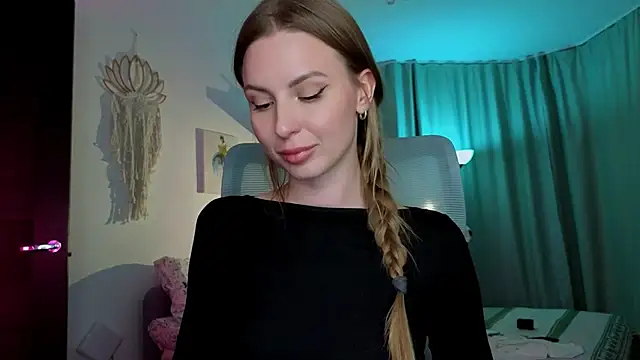 Snapshot of Sp1cyme chatting on March 2026 04:00:01 PM Sp1cyme online show from March 2026 04:00:01 PM