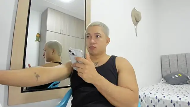 Valerioe online show from April 2026 04:53:02 PM