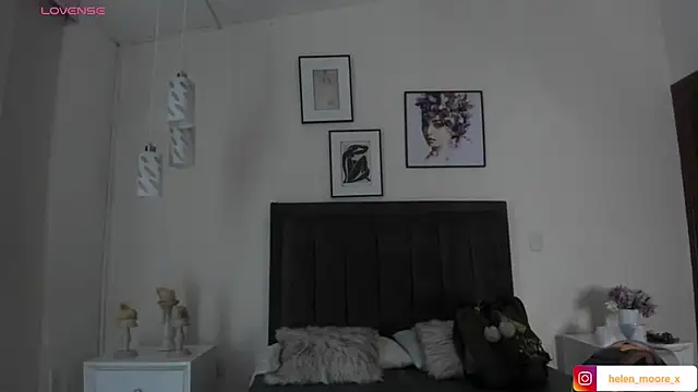 helen mooree online show from June 2026 01:04:01 PM