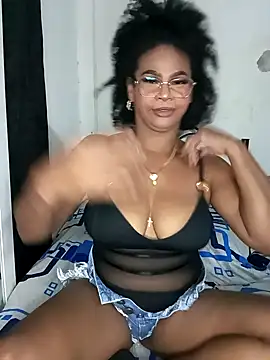 Snapshot of Melanie_candy_ chatting on January 2025 01:20:01 AM Melanie candy online show from January 2025 01:20:01 AM