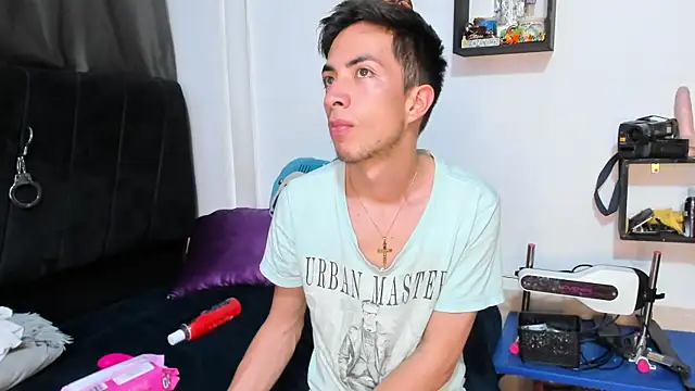 big-dicktop23 online show from May 2026 07:00:02 PM