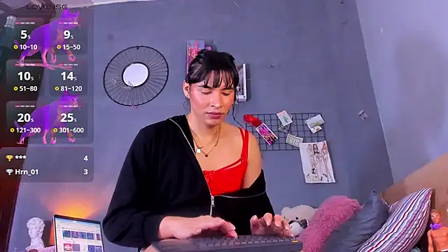 tiffbeatiful online show from March 2025 12:34:02 PM