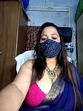 Snapshot of albelasummi702 chatting on January 2025 04:57:02 PM albelasummi702 online show from January 2025 04:57:02 PM