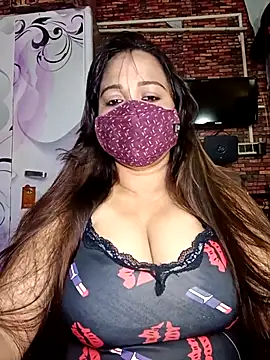 Snapshot of albelasummi702 chatting on October 2025 03:18:02 AM albelasummi702 online show from October 2025 03:18:02 AM